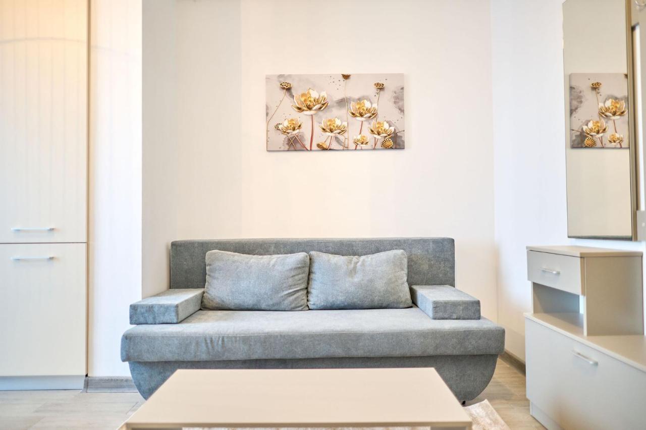 Royale Sundance Studio 7 Beach Spa & Pool Mamaia Nord Εξωτερικό φωτογραφία