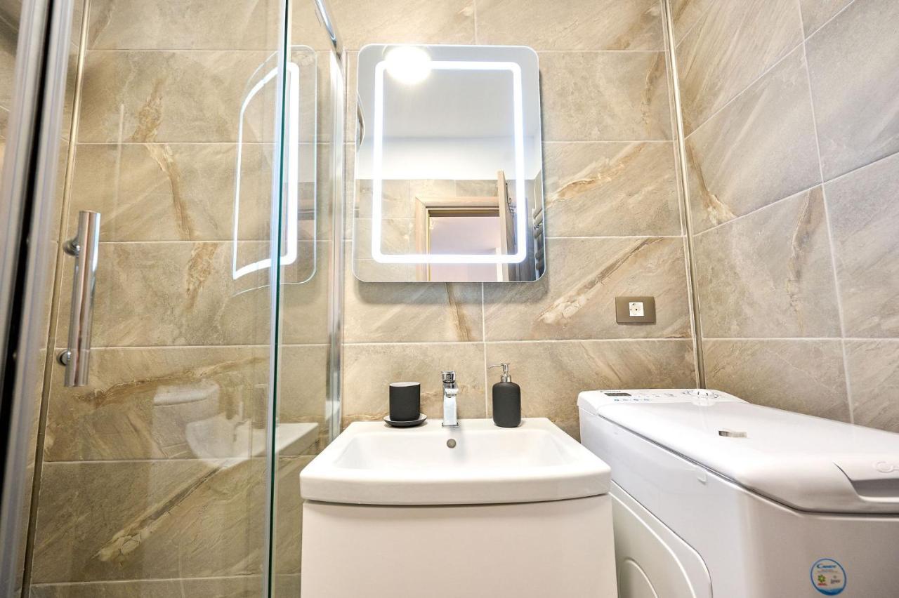 Royale Sundance Studio 7 Beach Spa & Pool Mamaia Nord Εξωτερικό φωτογραφία