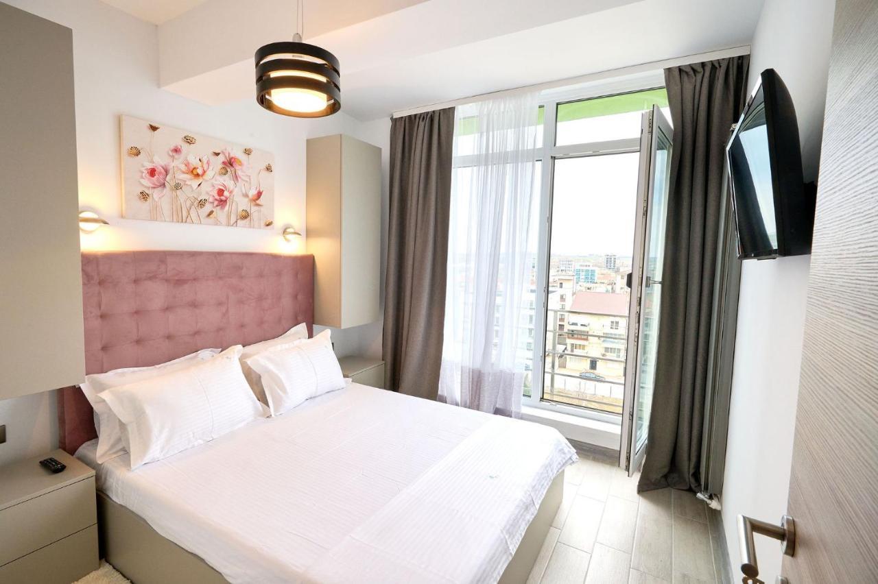 Royale Sundance Studio 7 Beach Spa & Pool Mamaia Nord Εξωτερικό φωτογραφία