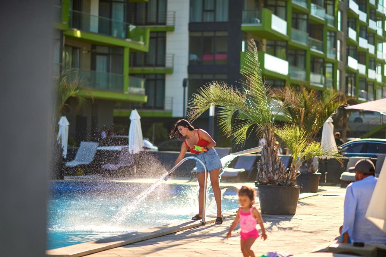 Royale Sundance Studio 7 Beach Spa & Pool Mamaia Nord Εξωτερικό φωτογραφία