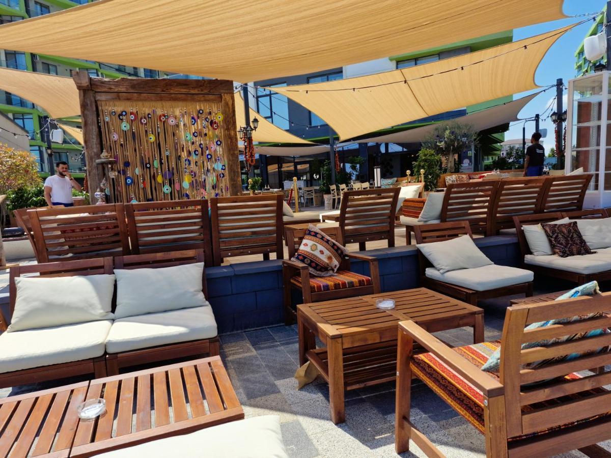 Royale Sundance Studio 7 Beach Spa & Pool Mamaia Nord Εξωτερικό φωτογραφία