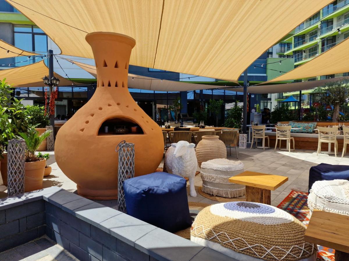 Royale Sundance Studio 7 Beach Spa & Pool Mamaia Nord Εξωτερικό φωτογραφία