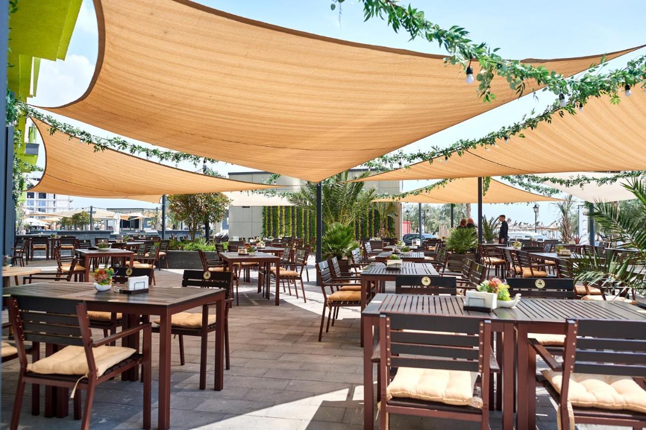 Royale Sundance Studio 7 Beach Spa & Pool Mamaia Nord Εξωτερικό φωτογραφία