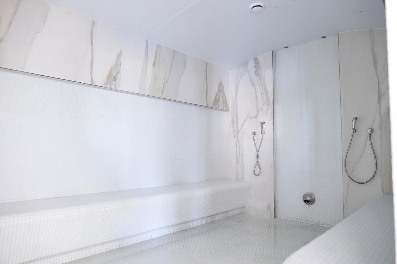 Royale Sundance Studio 7 Beach Spa & Pool Mamaia Nord Εξωτερικό φωτογραφία